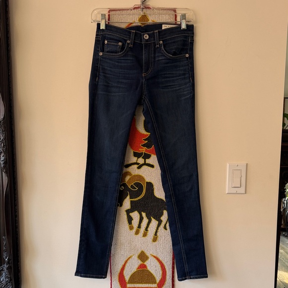 rag & bone Denim - Gorgeous “rag & bone” skinny ankle jeans
